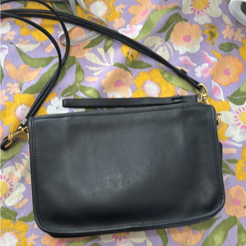 Vintage Coach Black Basic Bag